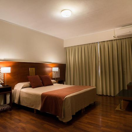 Hotel Victoria Plaza Salta Luaran gambar